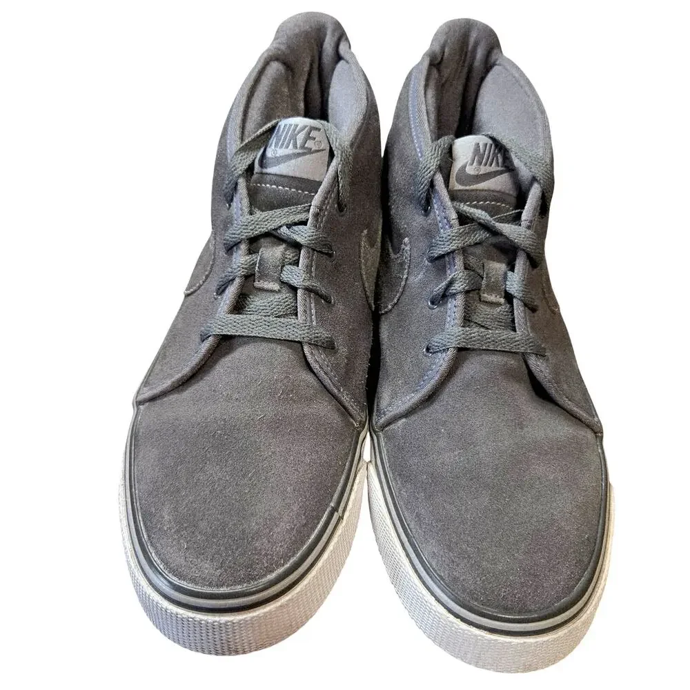 Nike 9.5 Toki Suede Gray Trainer Men's Tennis Shoes Athletic Sneakers 9 1/2